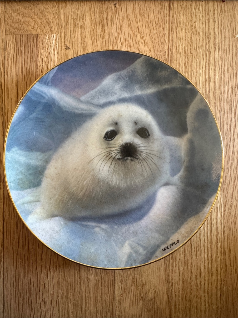 The Franklin Mint Snow Pup Decorative Plate by Wepplo - Blue and White